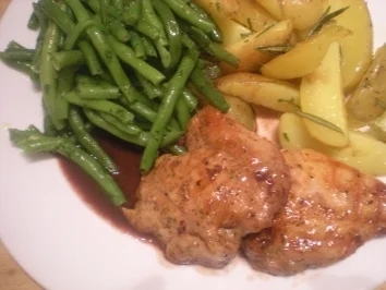 HAUPTGANG- "Putensteak mit Rosmarinkartoffeln" - Rezept - Bild Nr. 2