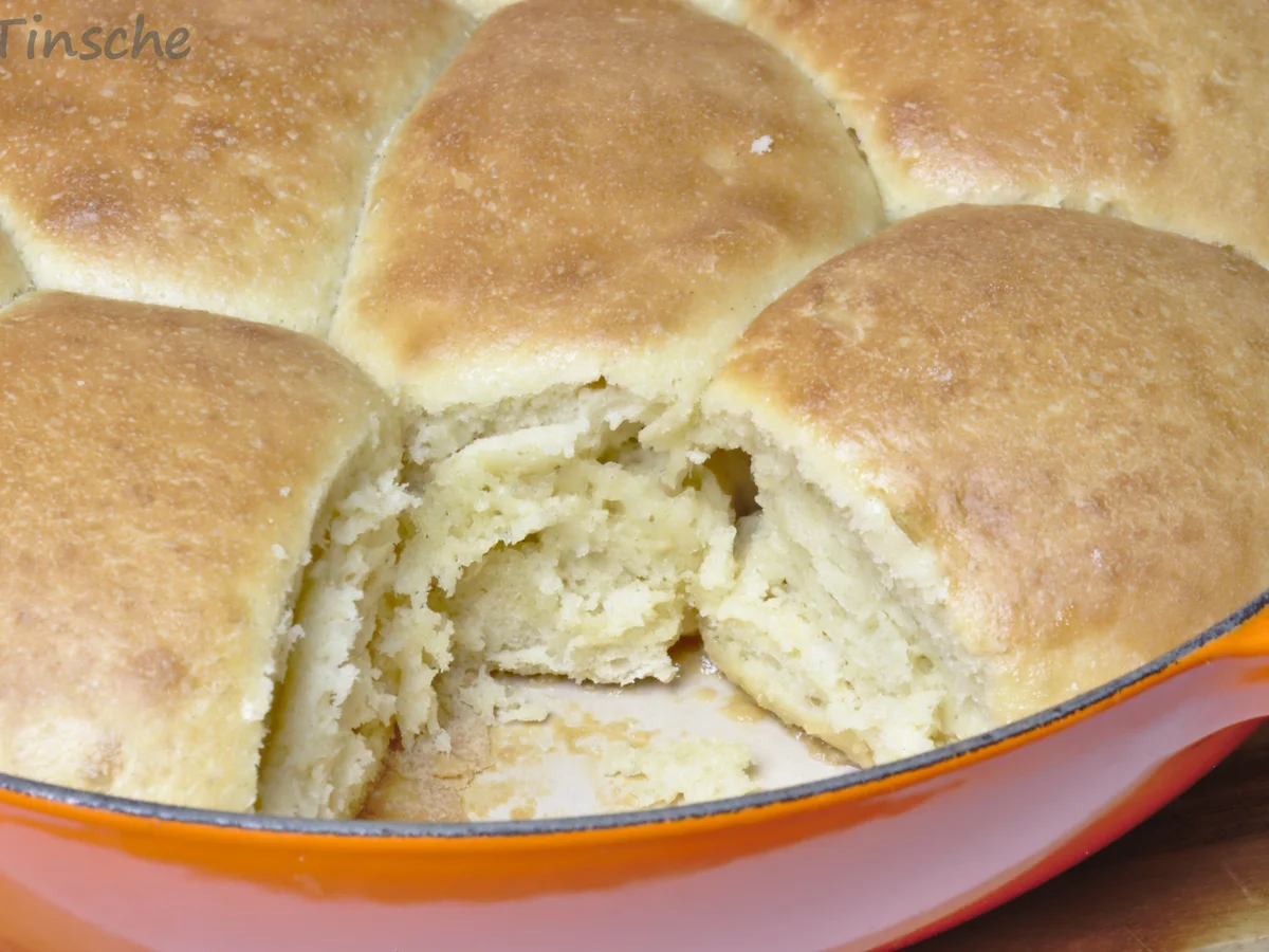 Dampfnudeln/Dampfnudla ;o) mit Karamellsoße/Vanillesoße... - Rezept - Bild Nr. 13669