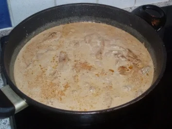 Rezept: Rahmgeschnetzeltes mit Speckbohnen und Kartoffelrösti Bild Nr. 3 Rahmgeschnetzeltes mit Speckbohnen und Kartoffelrösti - Rezept - Bild Nr. 3