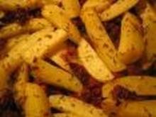 Knusprige Kartoffel-Spalten mit Paprika -Dip - Rezept