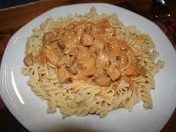 Mittagessen: Nudeln mit Paprikarahmsoße - Rezept - Bild Nr. 2