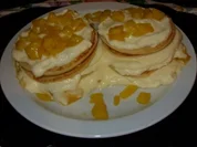 Süßer Mini-Pfannkuchen-Turm - Rezept