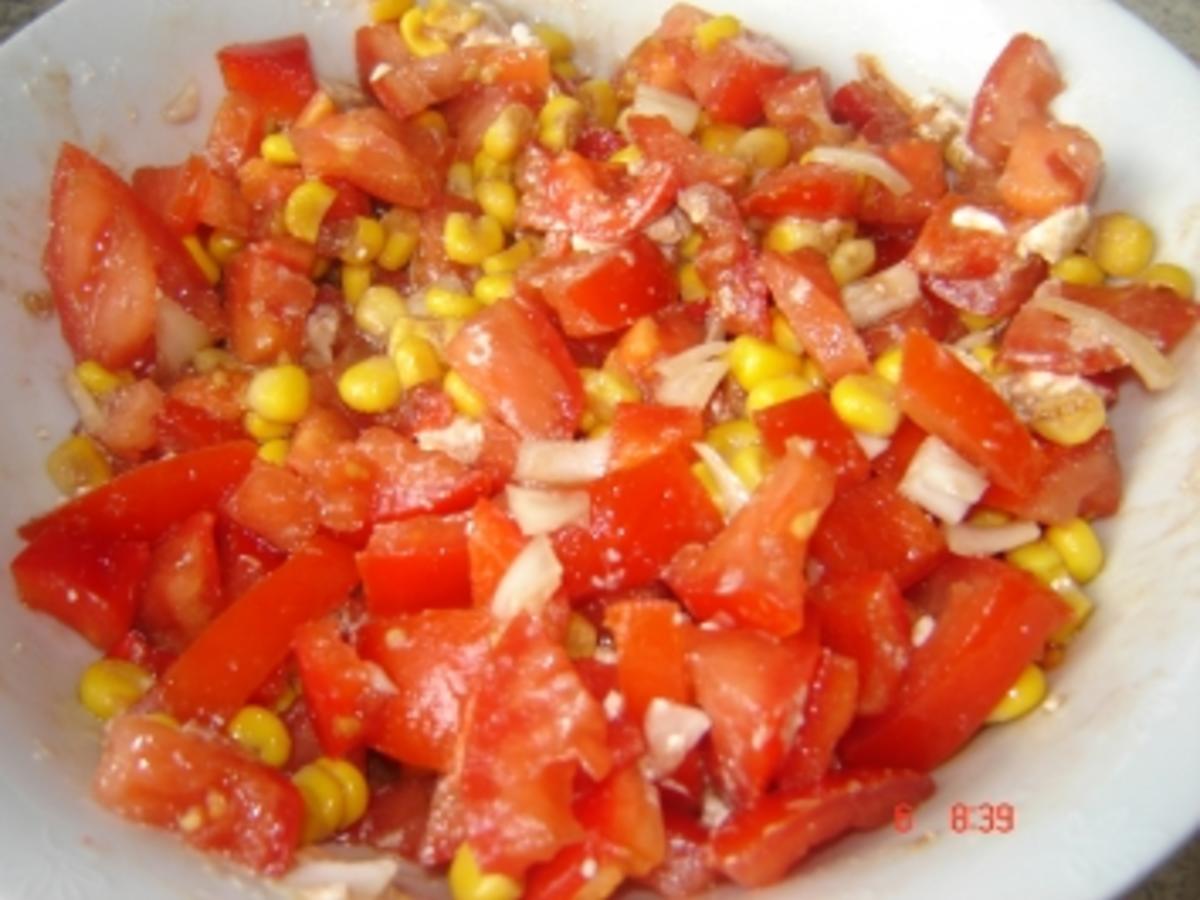 Mediterraner Tomatensalat - Rezept mit Bild - kochbar.de