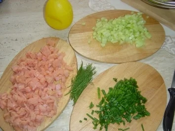 Rezept: Lachstatar-Häppchen Bild Nr. 4 Lachstatar-Häppchen - Rezept - Bild Nr. 4