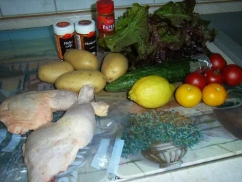 Rezept: Hähnchenkeule in roter Samtkorsage an Bratkartoffelspalten Bild Nr. 2 Hähnchenkeule in roter Samtkorsage an Bratkartoffelspalten - Rezept - Bild Nr. 2