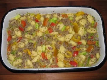 Hackfleisch-Paprika-Gnocci-Auflauf - Rezept - Bild Nr. 2