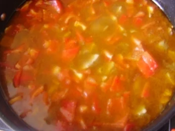 Paprikagulasch auf Nudeln - Rezept - Bild Nr. 4