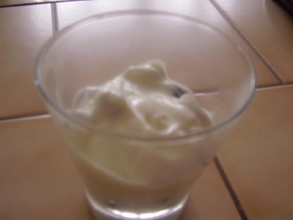 Quark-Joghurt-Speise mit Heidelbeeren - Rezept