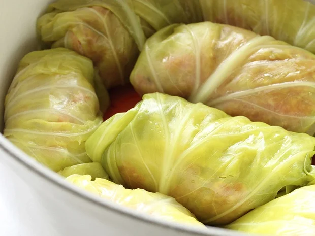 Rezept: Kohlrouladen aus Weißkohl Bild Nr. 2 Kohlrouladen aus Weißkohl - Rezept - Bild Nr. 2