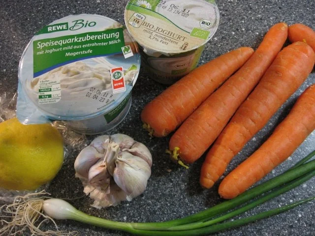 Rezept: Möhren-Quark verfeinert... Bild Nr. 2 Möhren-Quark verfeinert... - Rezept - Bild Nr. 2