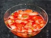 Erdbeerbowle - Rezept - Bild Nr. 2