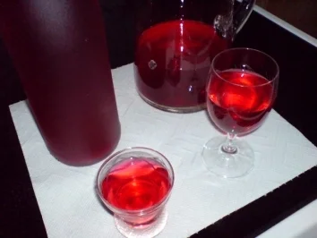 Rezept: Johannisbeerlikör Bild Nr. 19 Johannisbeerlikör - Rezept - Bild Nr. 19