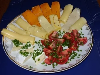 Käse-Brotzeitteller für laue Sommerabende - Rezept - Bild Nr. 3