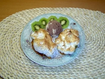 Rezept: Obstsalat mit Mandelbaiser Obstsalat mit Mandelbaiser - Rezept