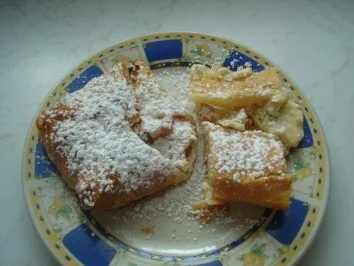 Topfenstrudel  oder Taschen - Rezept