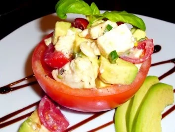 Avokadosalat in Tomaten gefüllt - Rezept - Bild Nr. 2
