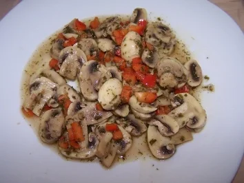 Rezept: Italienischer Pilzsalat Italienischer Pilzsalat - Rezept