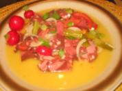 Bayr. Schmankerl: Zungenrotwurst Salat an Senfdressing - Rezept