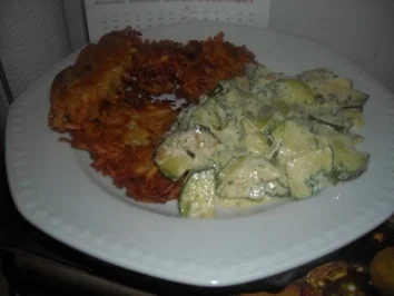 Kartoffelnocken mit Zucchinisauce - Rezept