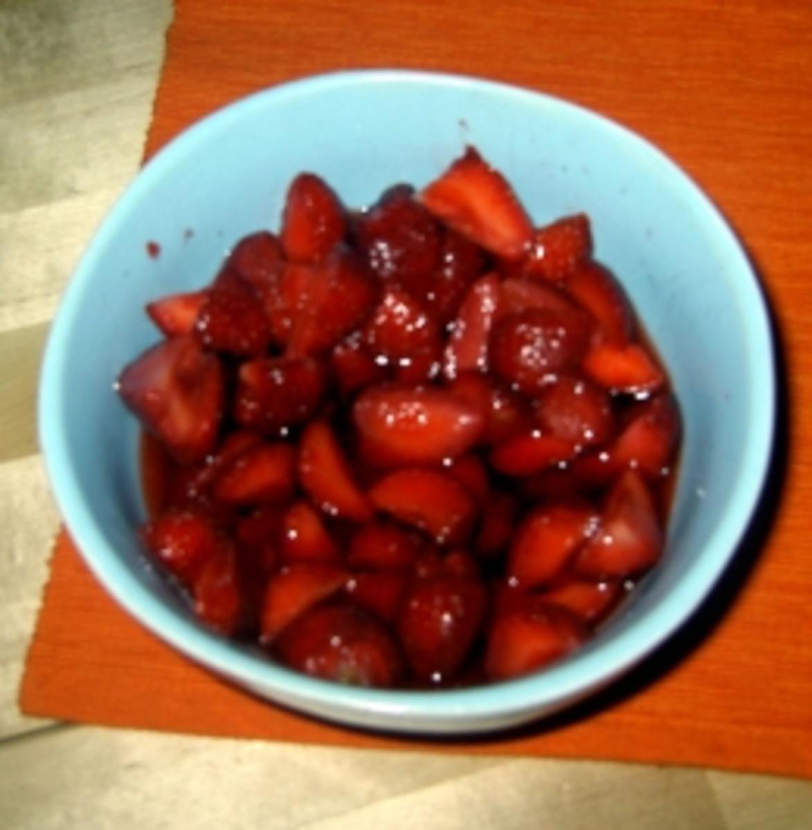 Erdbeeren mit Zabaione - Rezept - Bild Nr. 2