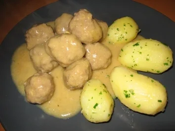 Rezept: Hackbällchen in Senfsoße Hackbällchen in Senfsoße - Rezept