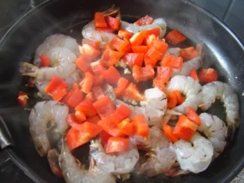 INSALATA TIEPIDA AI SCAMPI FIAMMEGGIATI - Rezept - Bild Nr. 4