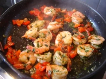 INSALATA TIEPIDA AI SCAMPI FIAMMEGGIATI - Rezept - Bild Nr. 6