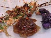 Kalbsbäckchen mit Blaukartoffeln - Rezept