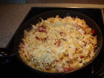 Rezept: Schinkennudeln Bild Nr. 2 Schinkennudeln - Rezept - Bild Nr. 2