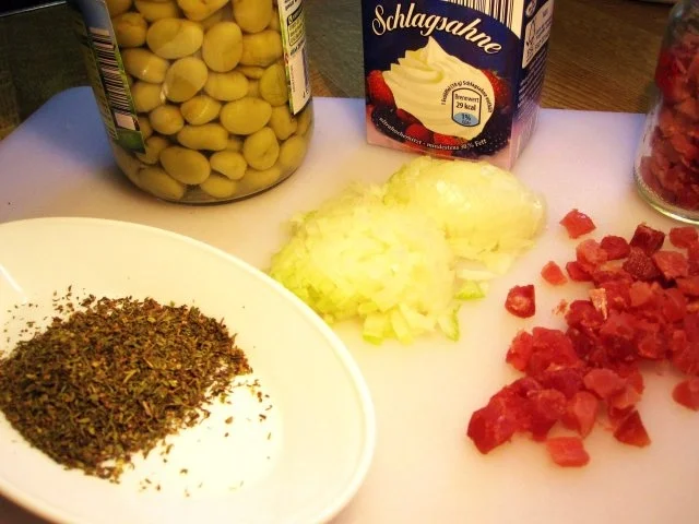 Puffbohnen mit Mettwurst ... - Rezept - Bild Nr. 2