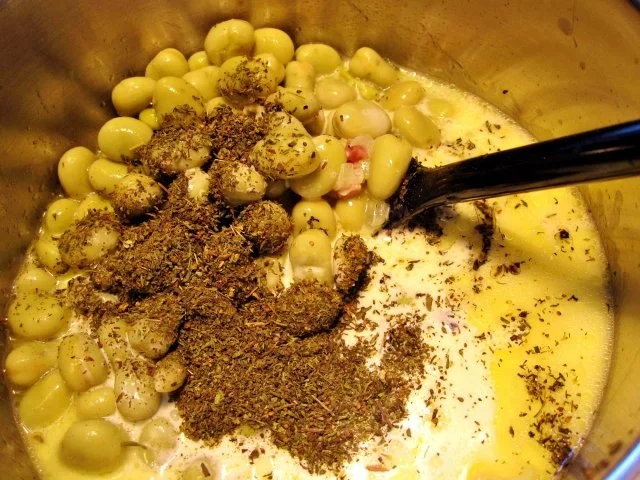 Puffbohnen mit Mettwurst ... - Rezept - Bild Nr. 3