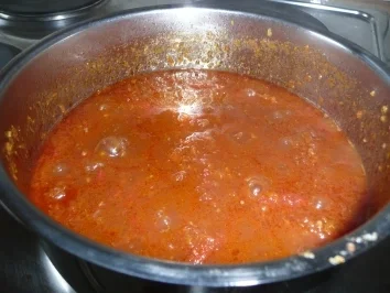 Rezept: Nonnas Tomatensugo Bild Nr. 6 Nonnas Tomatensugo - Rezept - Bild Nr. 6