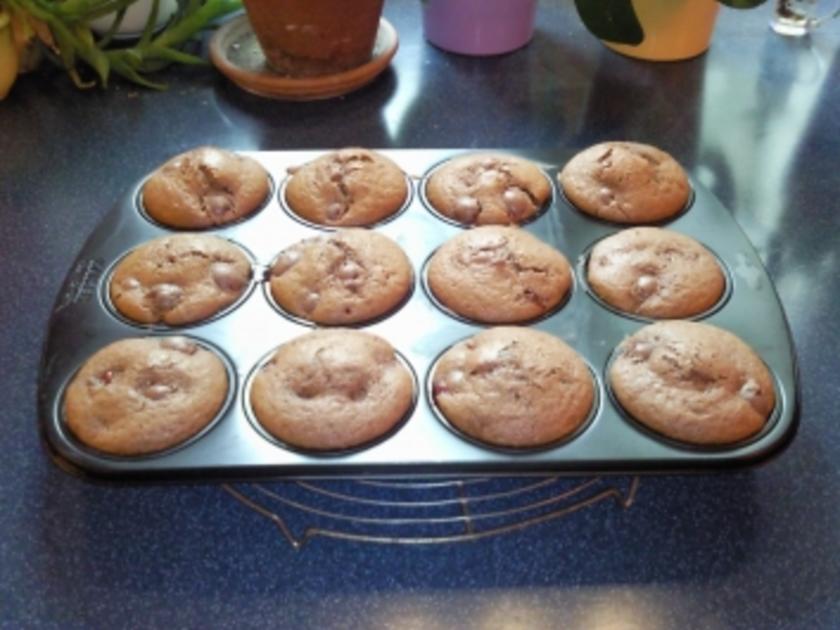 Nutella-Kirsch-Muffins - Rezept mit Bild - kochbar.de