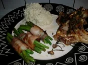 Rezept: Lammkotellets mit Perlgraupenrisotto und Speckbรถhnchen Lammkotellets mit Perlgraupenrisotto und Speckbรถhnchen - Rezept