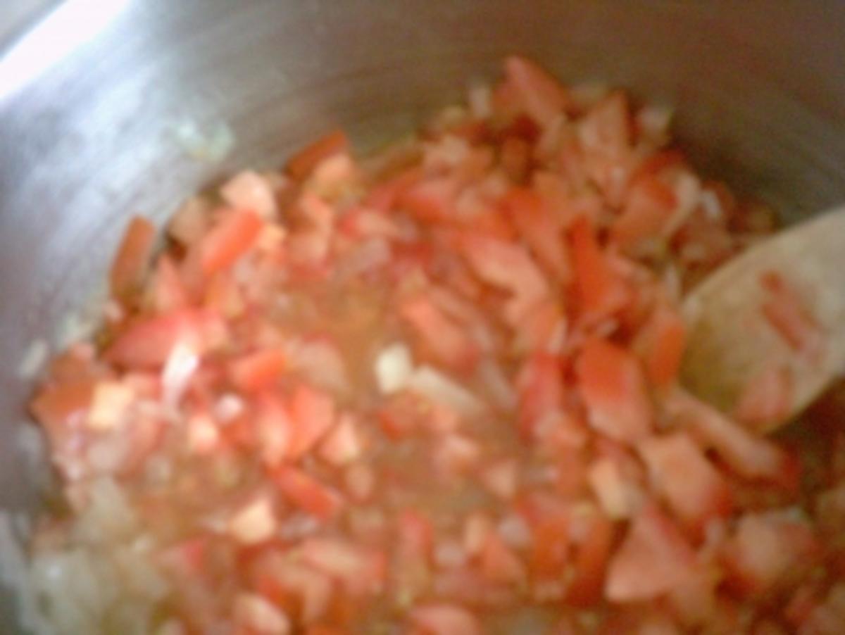 SOßE - Einfache Tomatensoße - Rezept - Bild Nr. 4