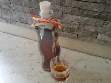 Rosenlikör - Rezept