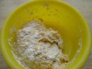 Rezept: Hefe Grundteig für Kuchen Bild Nr. 3 Hefe Grundteig für Kuchen - Rezept - Bild Nr. 3