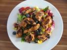 Salat mit Putenbruststreifen - Rezept