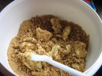 Amarettini-Aprikosen-Sauerkirsch - Torte - Rezept - Bild Nr. 4