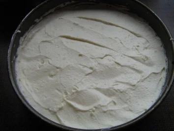 Amarettini-Aprikosen-Sauerkirsch - Torte - Rezept - Bild Nr. 6