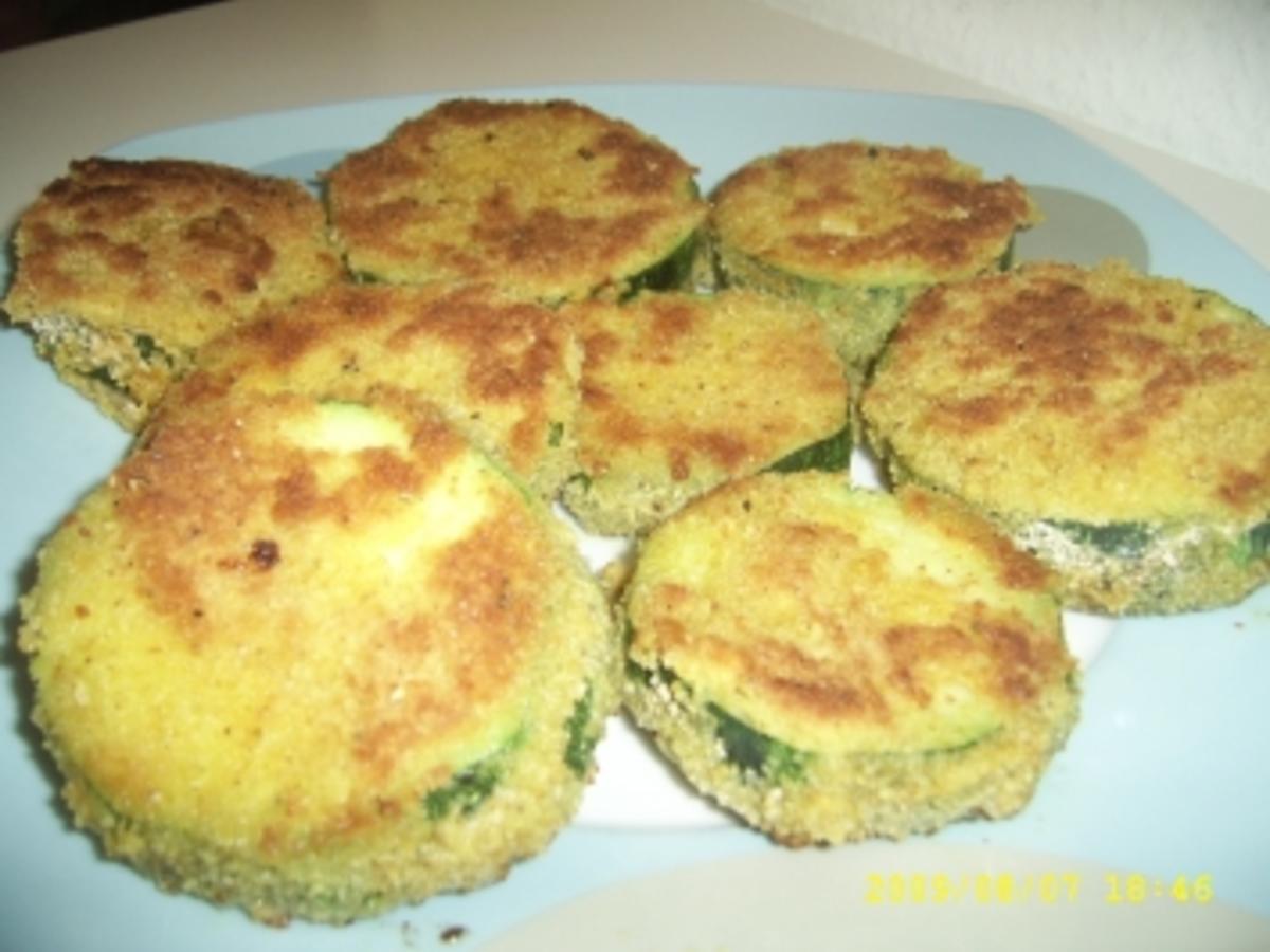 Panierte Zucchinitaler - Rezept mit Bild - kochbar.de