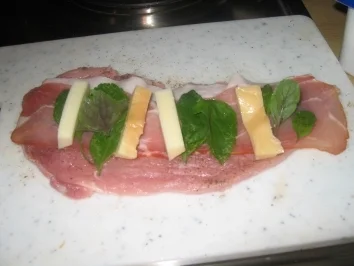 Fleisch: Basilikumschnitzel, gerollt, überbacken! - Rezept - Bild Nr. 2