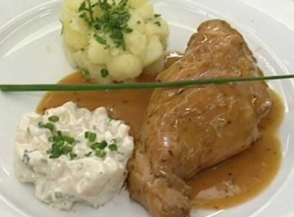In Roséwein geschmortes Hauskaninchen mit Salat vom Sellerie und Petersilienkartoffeln - Rezept