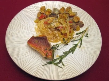 Rotbarbe mit Cappelini und Vongole - Rezept