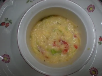 Rezept: Polentacreme mit Lauch und Tomaten Polentacreme mit Lauch und Tomaten - Rezept