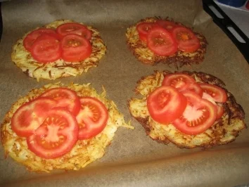 Reibekuchen mit Tomate und Käse - Rezept - Bild Nr. 5