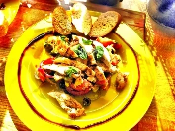 Hähnchensalat mit Avocado und Tomate - Rezept