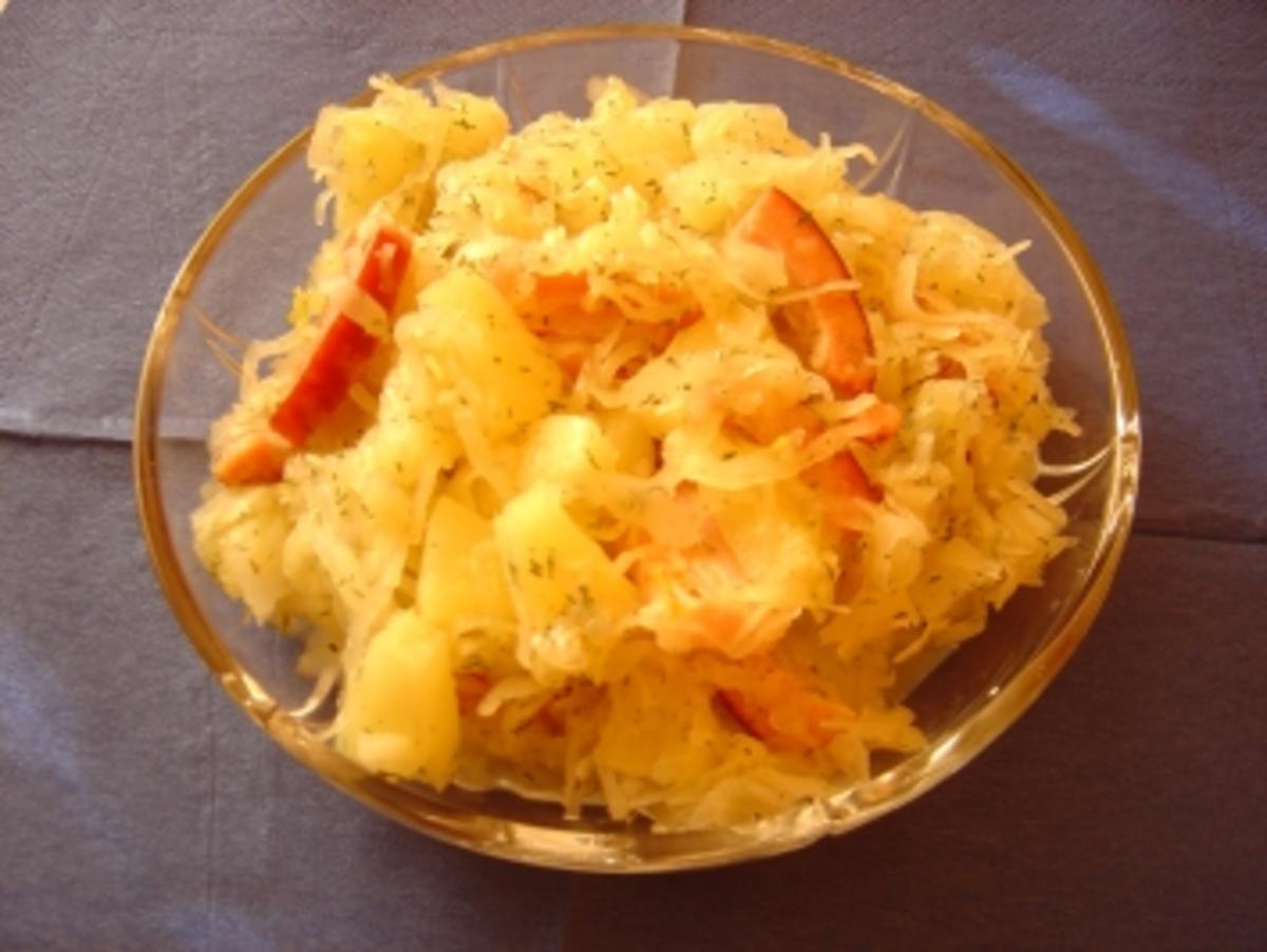 Ananas-Sauerkraut-Salat mit Kassler - Rezept