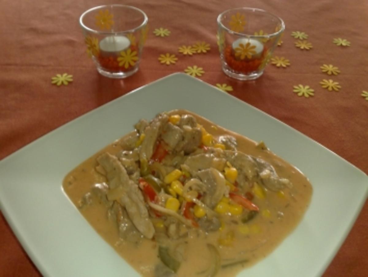 Bilder für Gyrossuppe mit Schweineschnitzel und Knoblauchzehen - Rezept