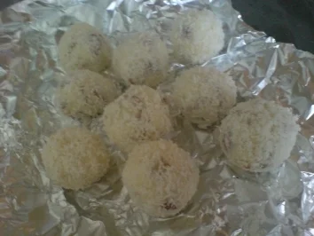 Konfekt "Kokos-Pralinen" - Rezept - Bild Nr. 3